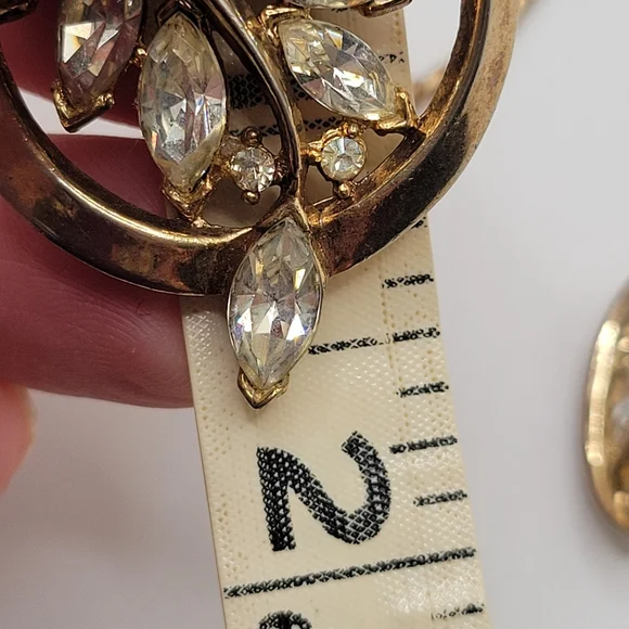 VTG Trifari Clear Rhinestones Pendant Necklace & Coordinating Earrings | SIGNED - Picture 11 of 12